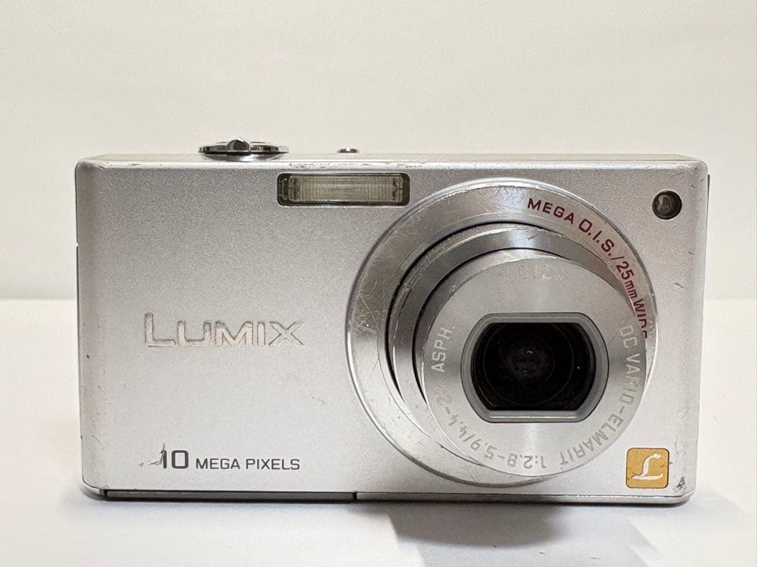 Panasonic LUMIX DMC-FX37コンパクトカメラ コンデジ