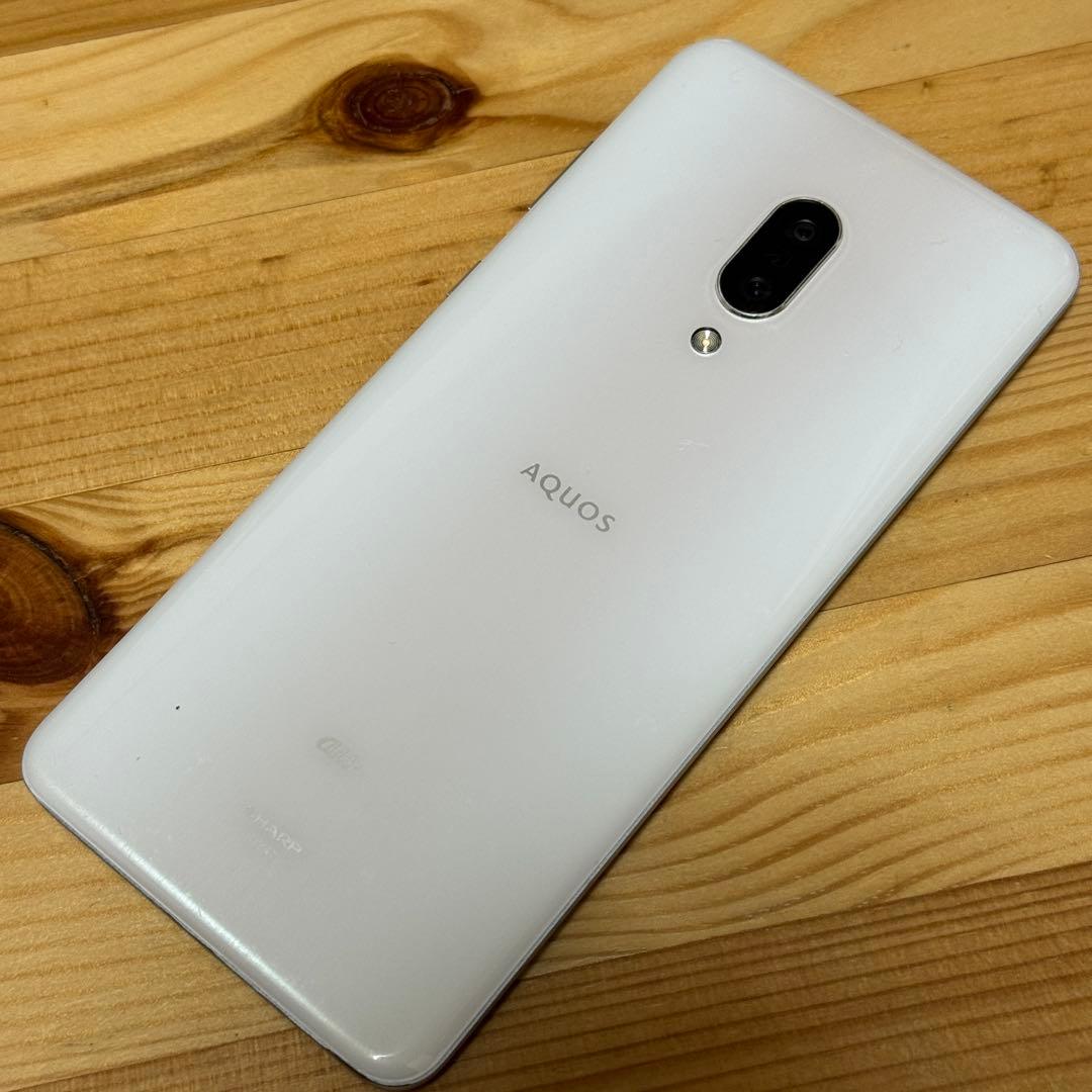 1*3様 AQUOS zero2 shv47 SIMロック解除済　6182