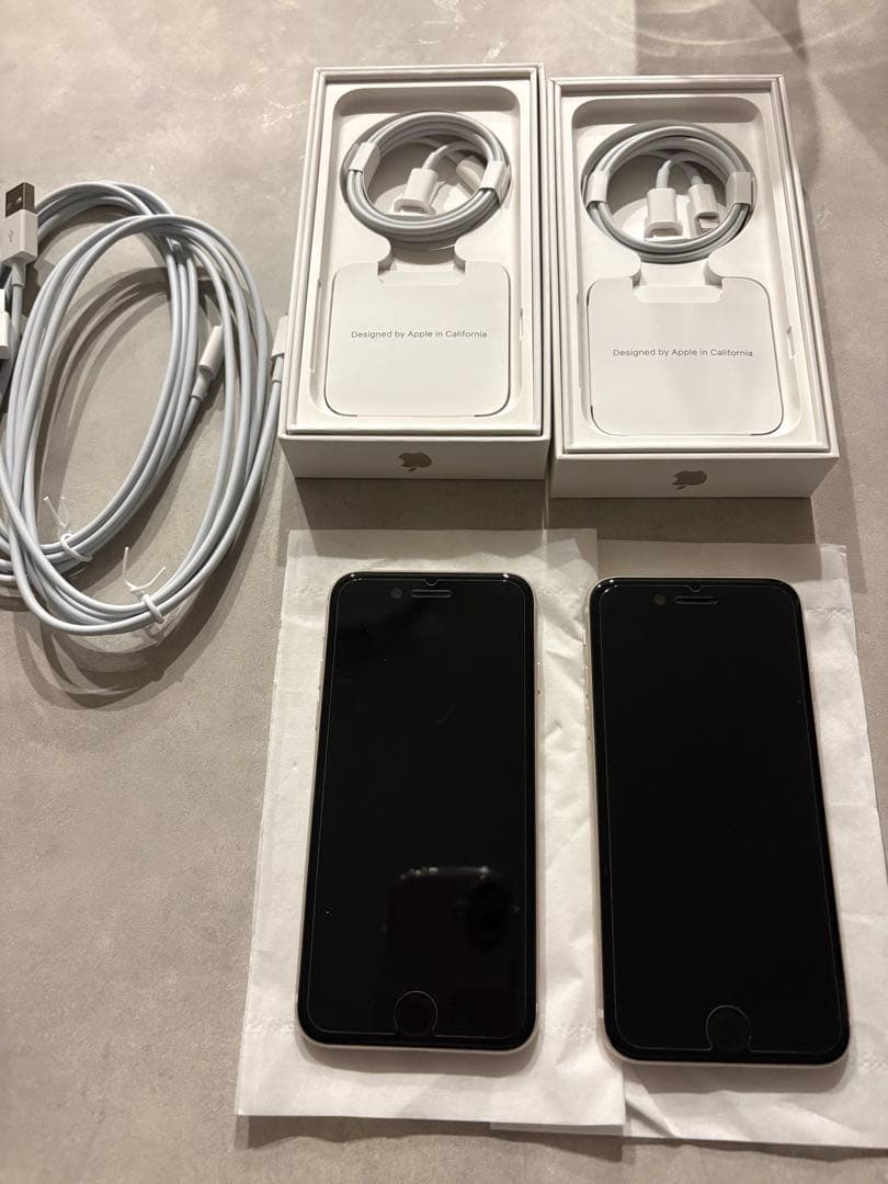 スマートフォン本体 iPhone SE3 64GB