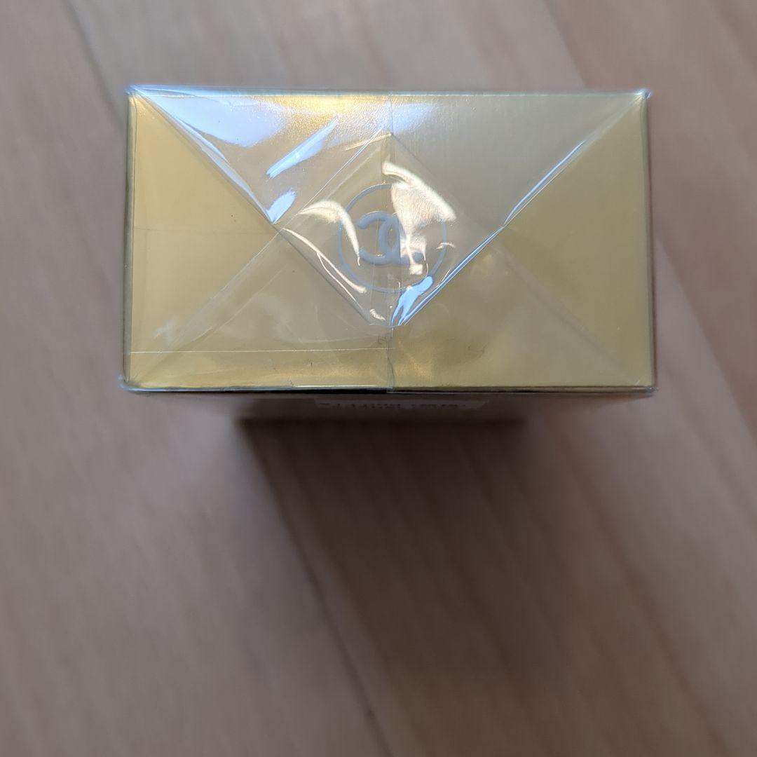 CHANEL　ココマドモアゼル　パルファム