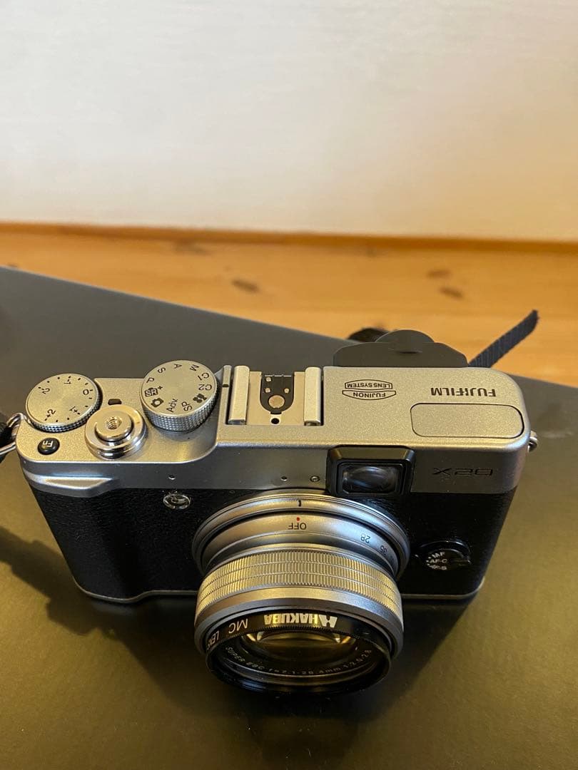 Fujifilm X20 シルバー コンパクトデジタルカメラ