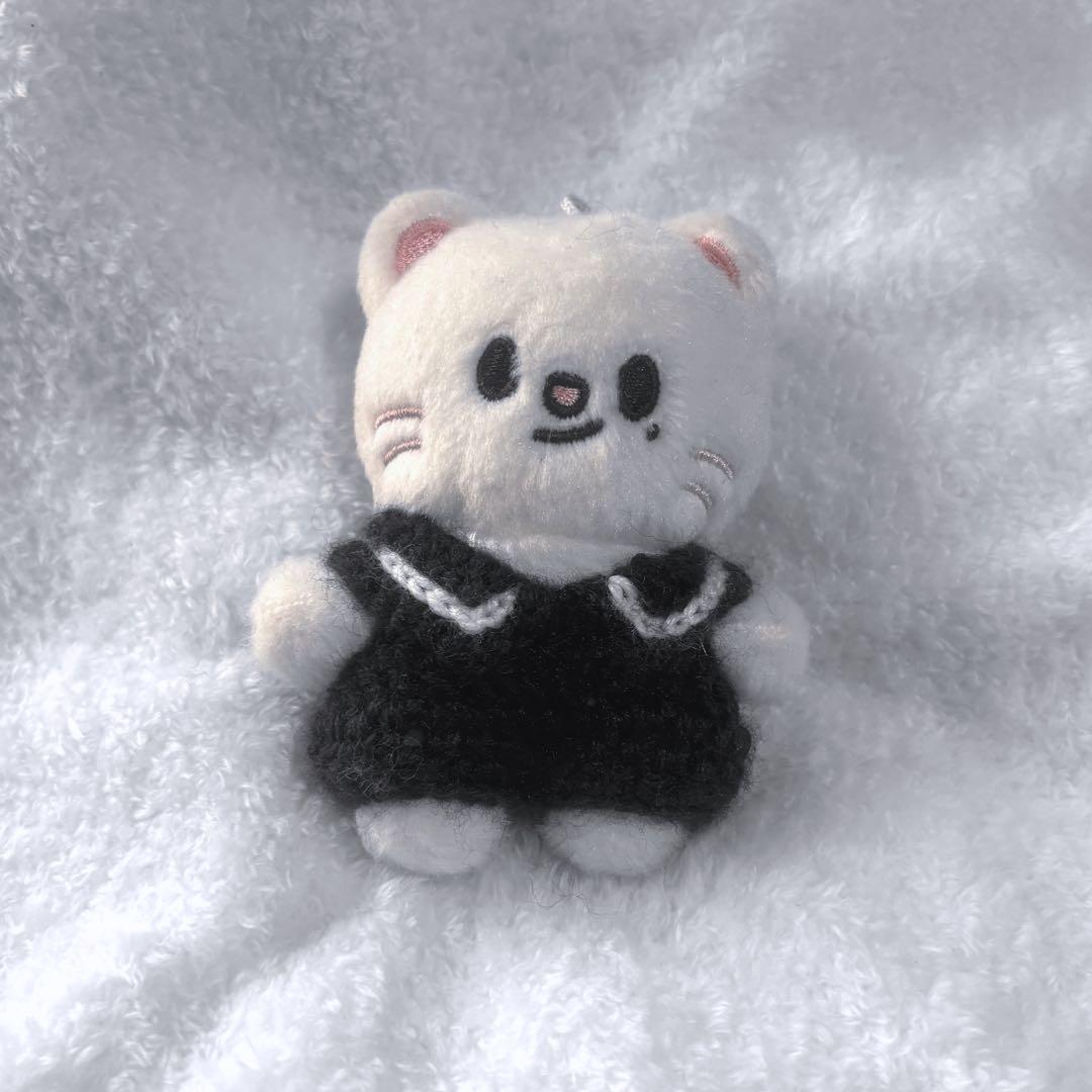 ぬい服 セーラー 10cm 黒 白 skzoo 帽子 かぎ編み 毛糸 韓国 推し
