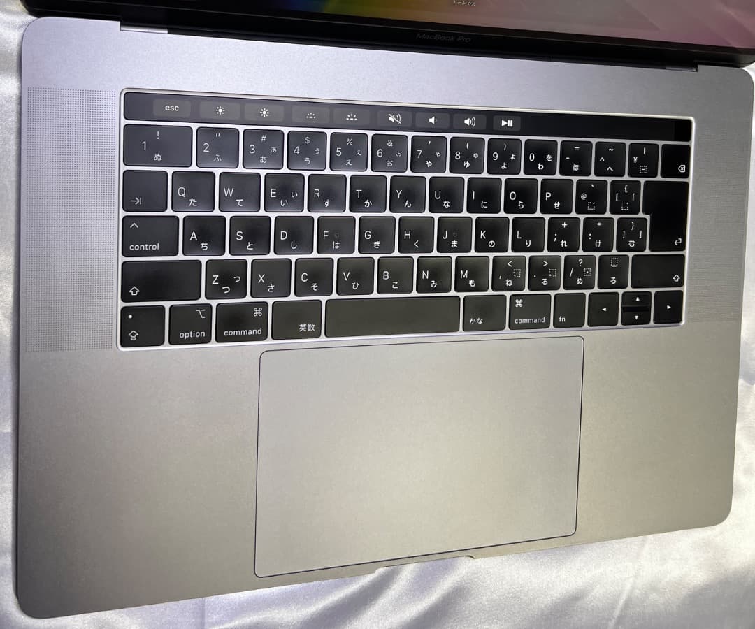 MacBook Pro 15-インチ【CS6 /Windows /Office】