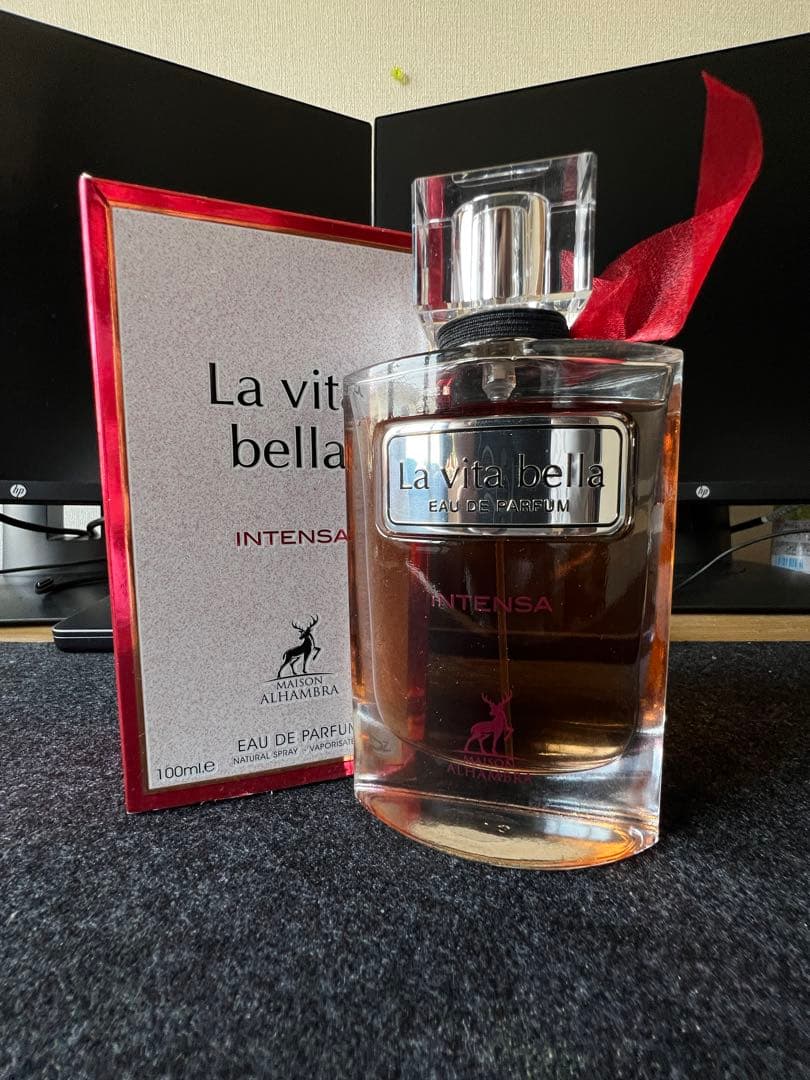 香水(女性用) La vita bella Eau de Parfum 100ml
