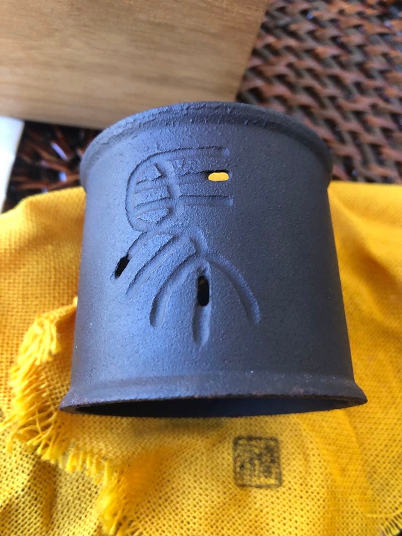 蓋置　馬文字　二代　畠春斎氏作　共箱入