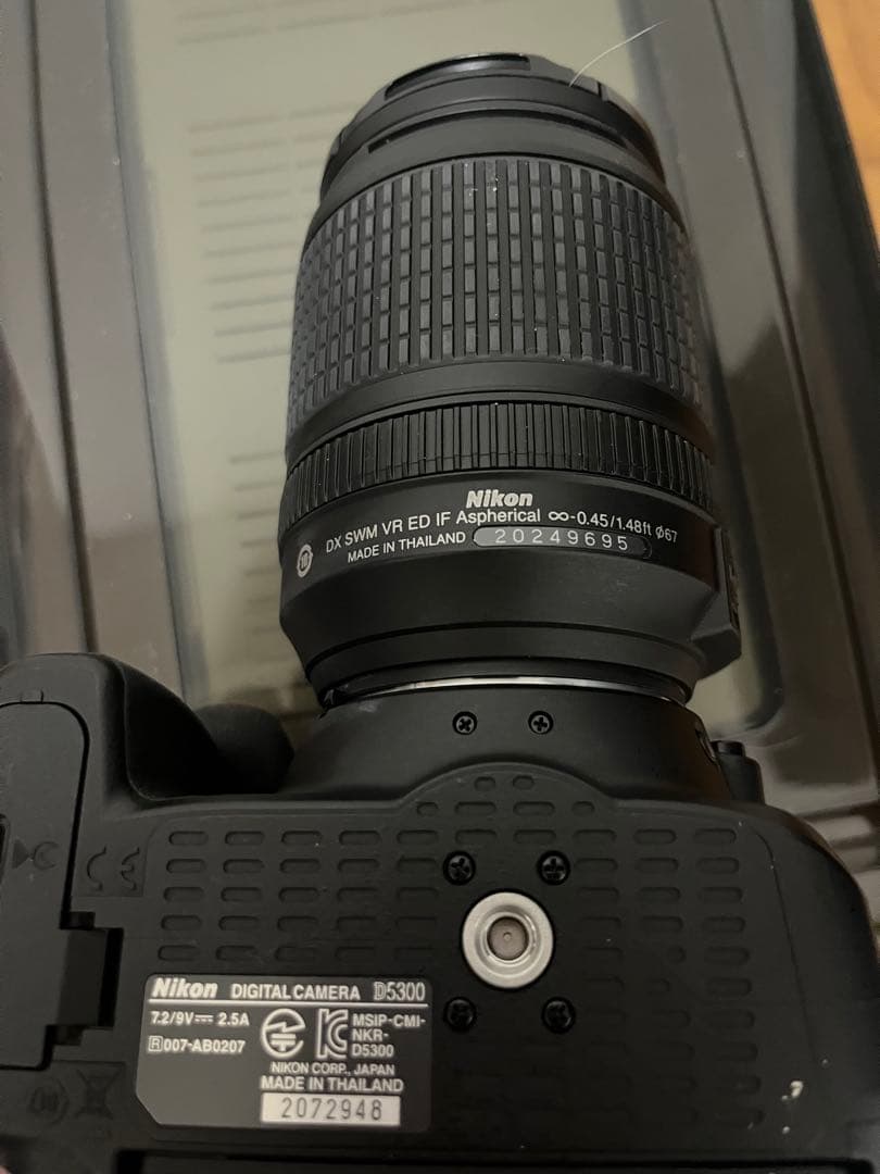 Nikon D5300 18-140VR バッテリー2個、フィルター3個など