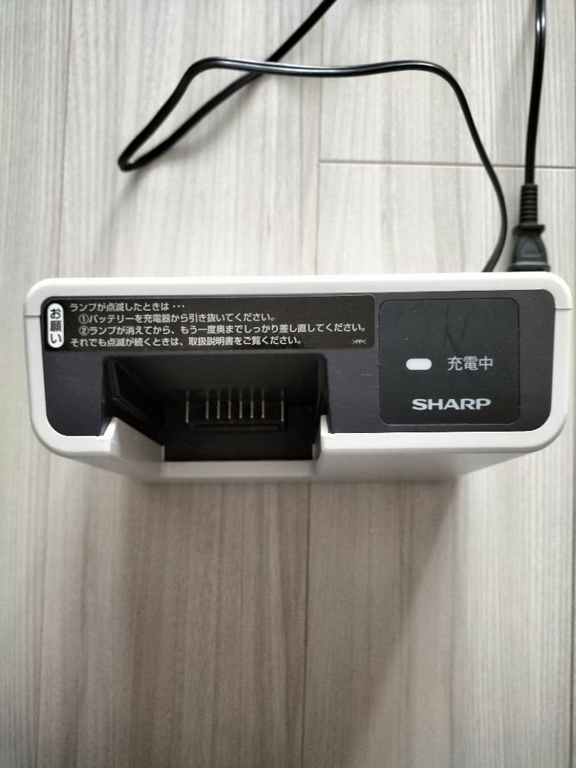 SHARP スティッククリーナー EC-AR8