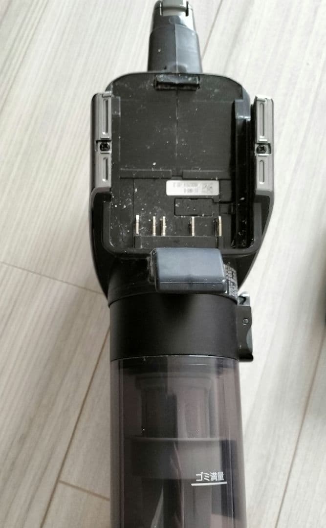 SHARP スティッククリーナー EC-AR8