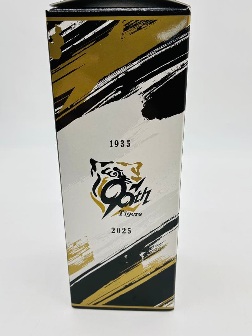 阪神タイガース 90周年記念ウイスキー アルコール43% 500ml