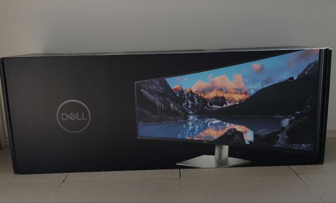 DELL 49インチ曲面USB-Cモニター