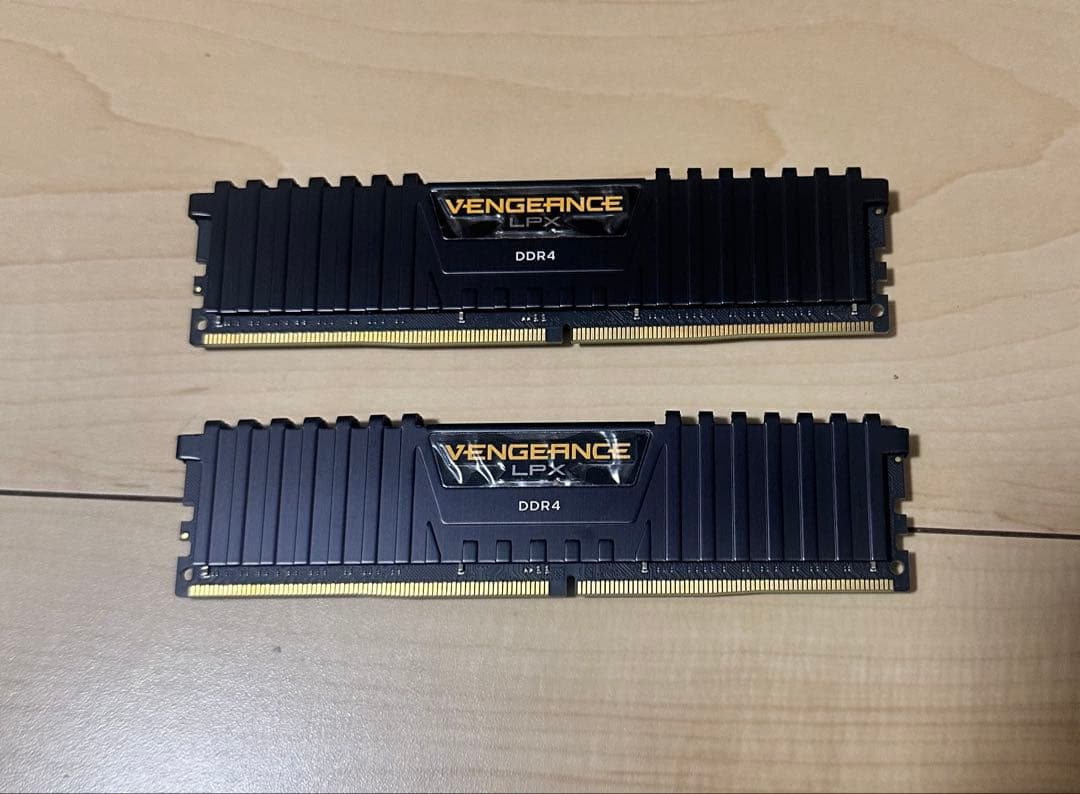メモリー CORSAIR VENGEANCE LPX DDR4 32GB 3200MHz