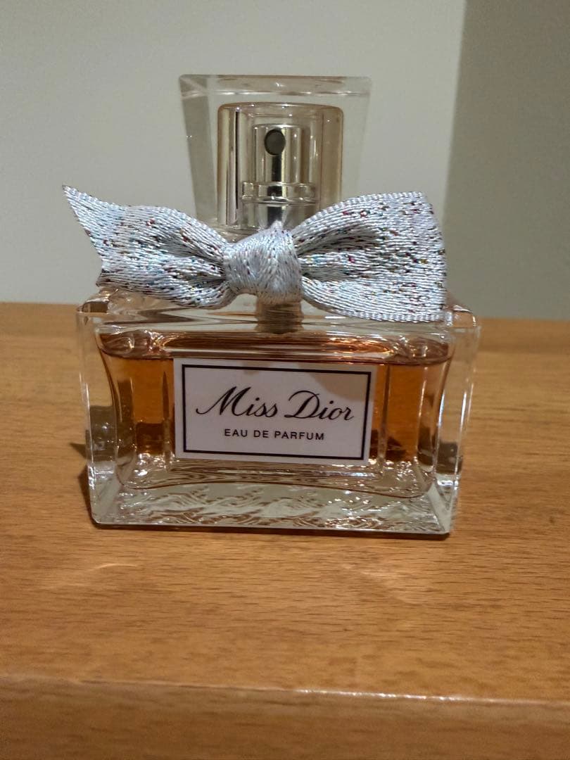 Miss Dior ミスディオール　オードゥ パルファン 30ml