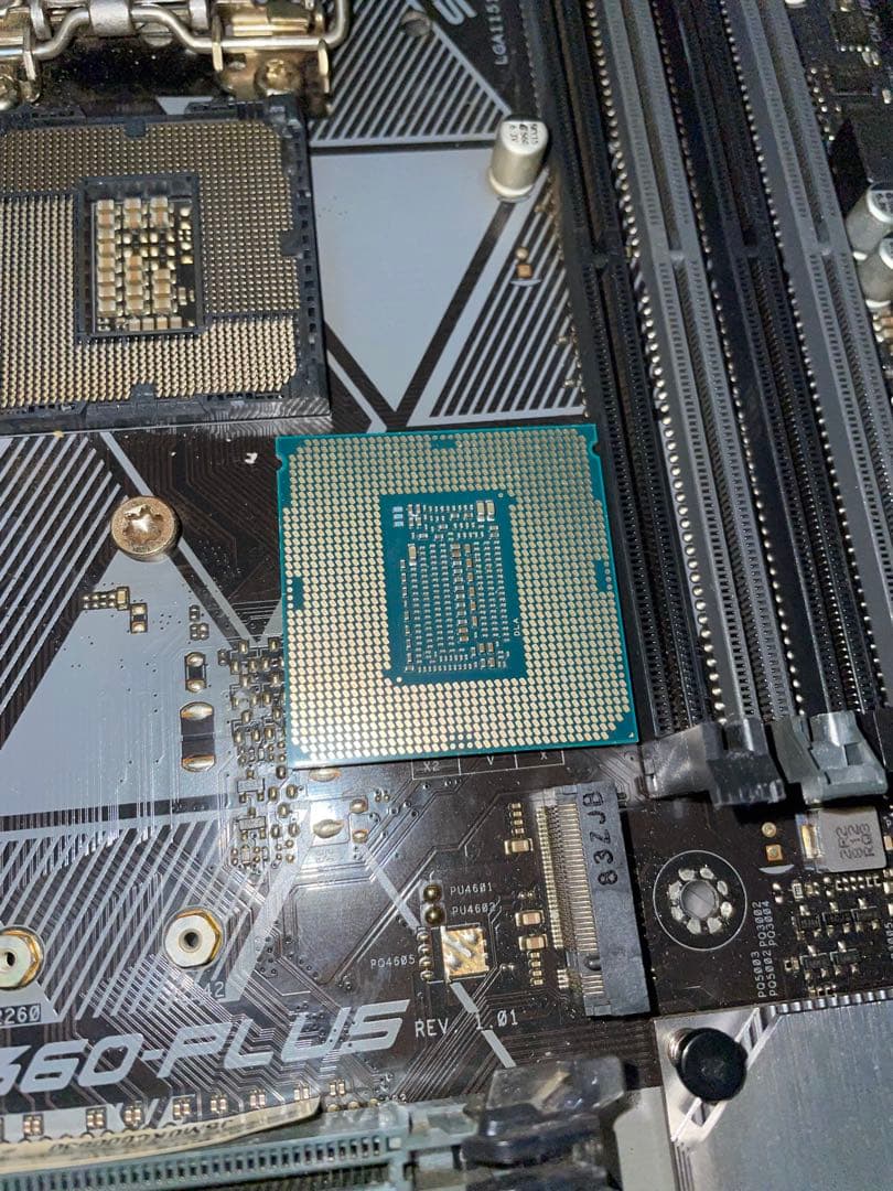 CPU i5 9400 B360 - PLUS