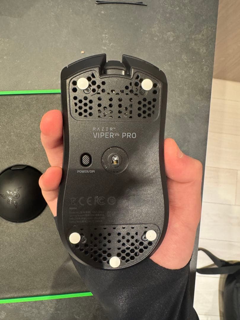Razer Viper V4 Pro ワイヤレスゲーミングマウス 本体