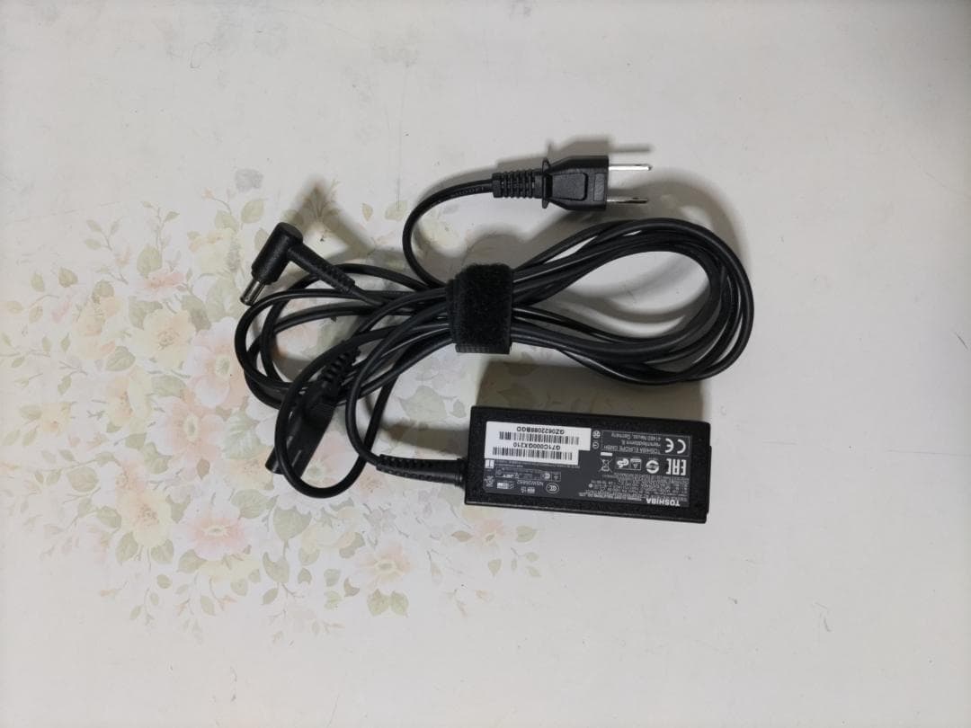 お買得！！東芝 dynabook 8GB SSD 128GB Win11★H8