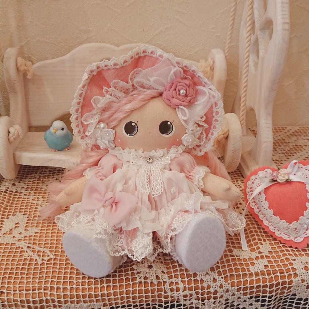 ❁ハンドメイドドール❁お人形❁ロリータ❁ロリータボンネット❁フリル❁贈り物