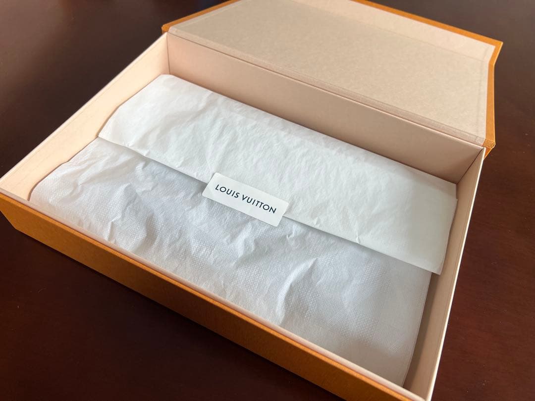 LOUIS VUITTON チェーンステーショナリーノート