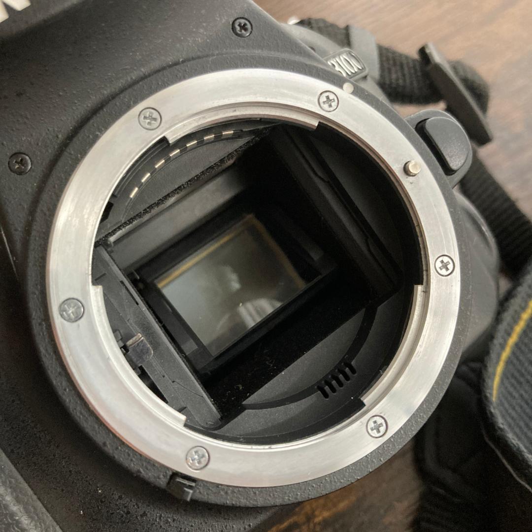 Nikon D3100 デジタル一眼レフカメラ 標準ズームレンズ付き