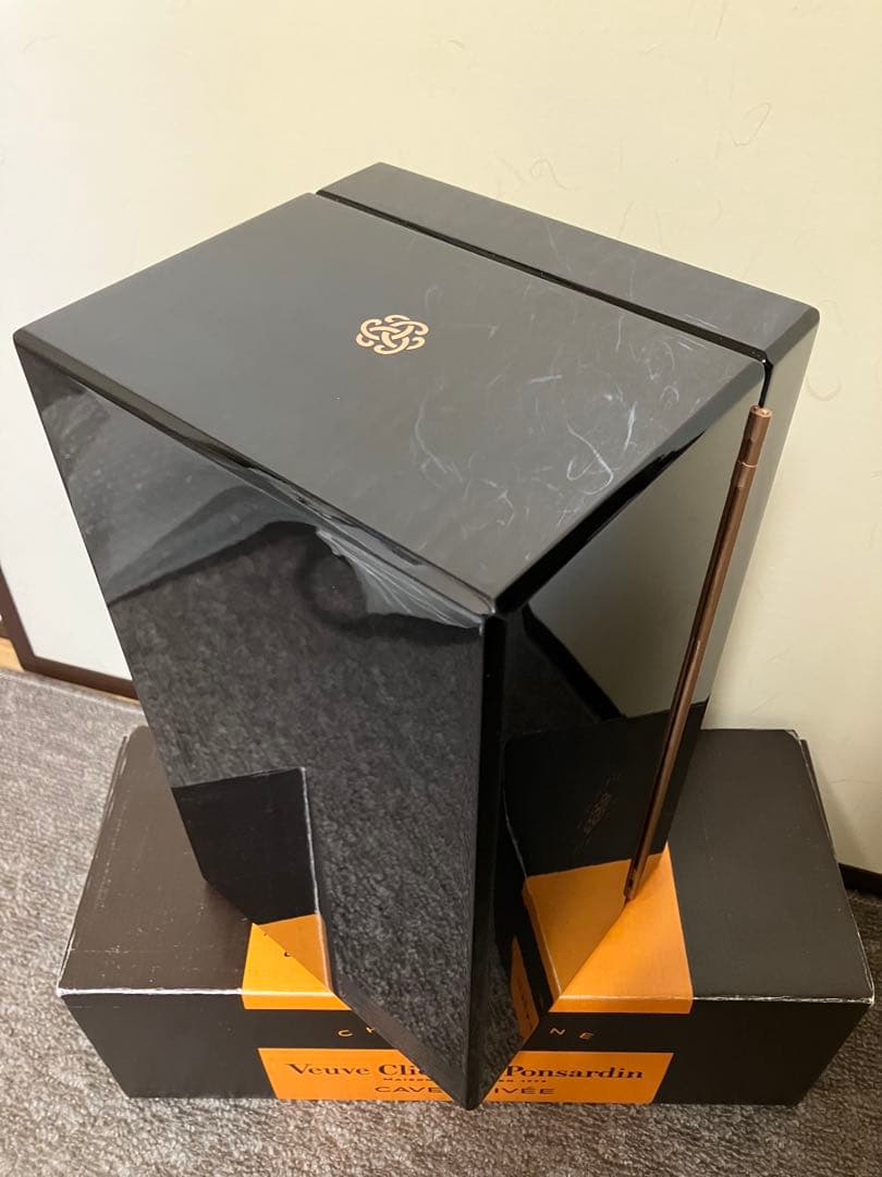 定価26万円メーカー正規品デュワーズDewar's 36年 ギフトボックス入り