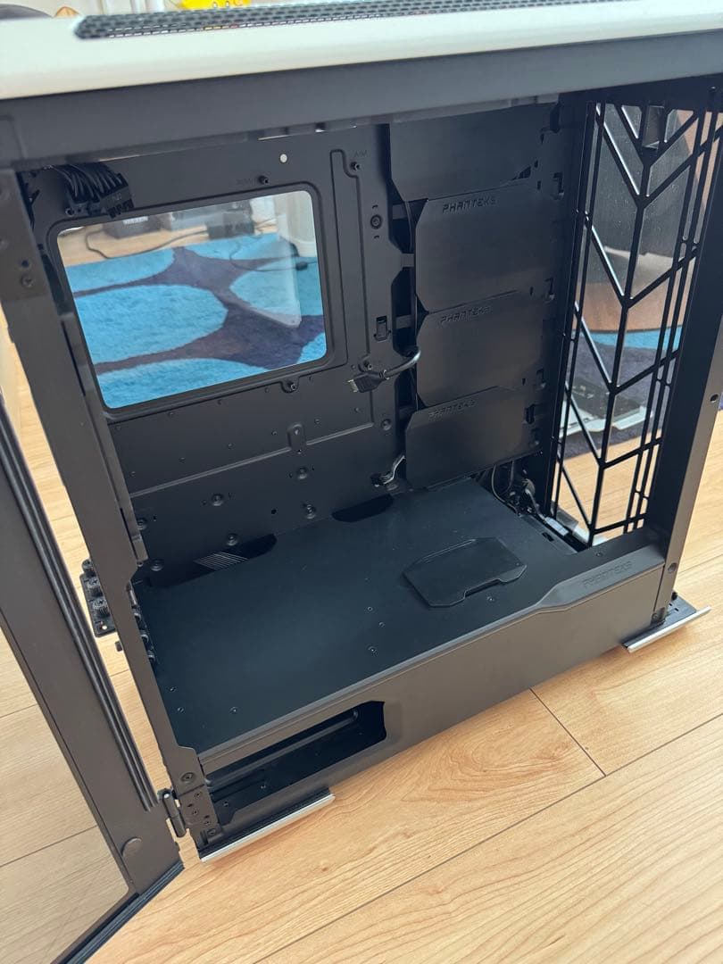 中古Phanteks Evolv Xシルバー タワー型 PCケース ATX対応