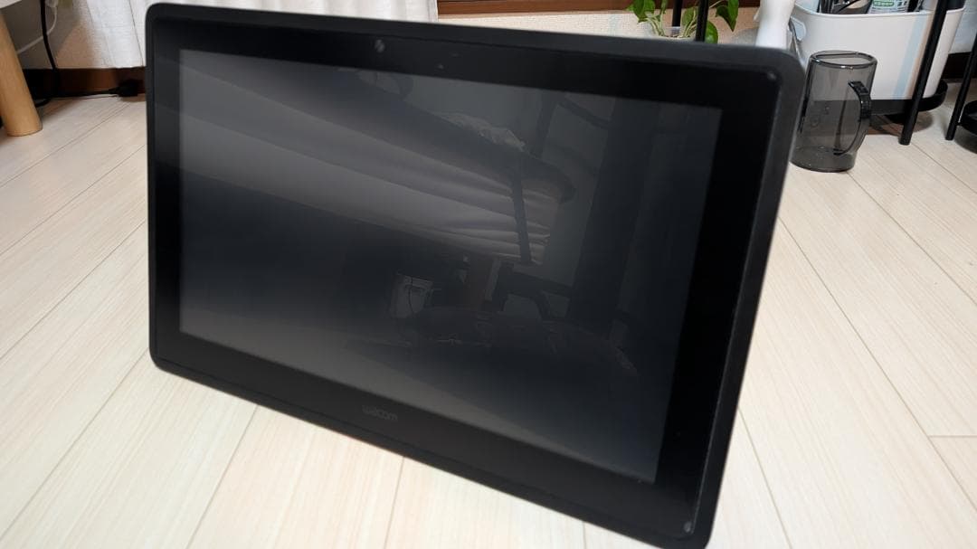 液タブ・ペンタブ Wacom Cintiq 22 (DTK2260K0D)