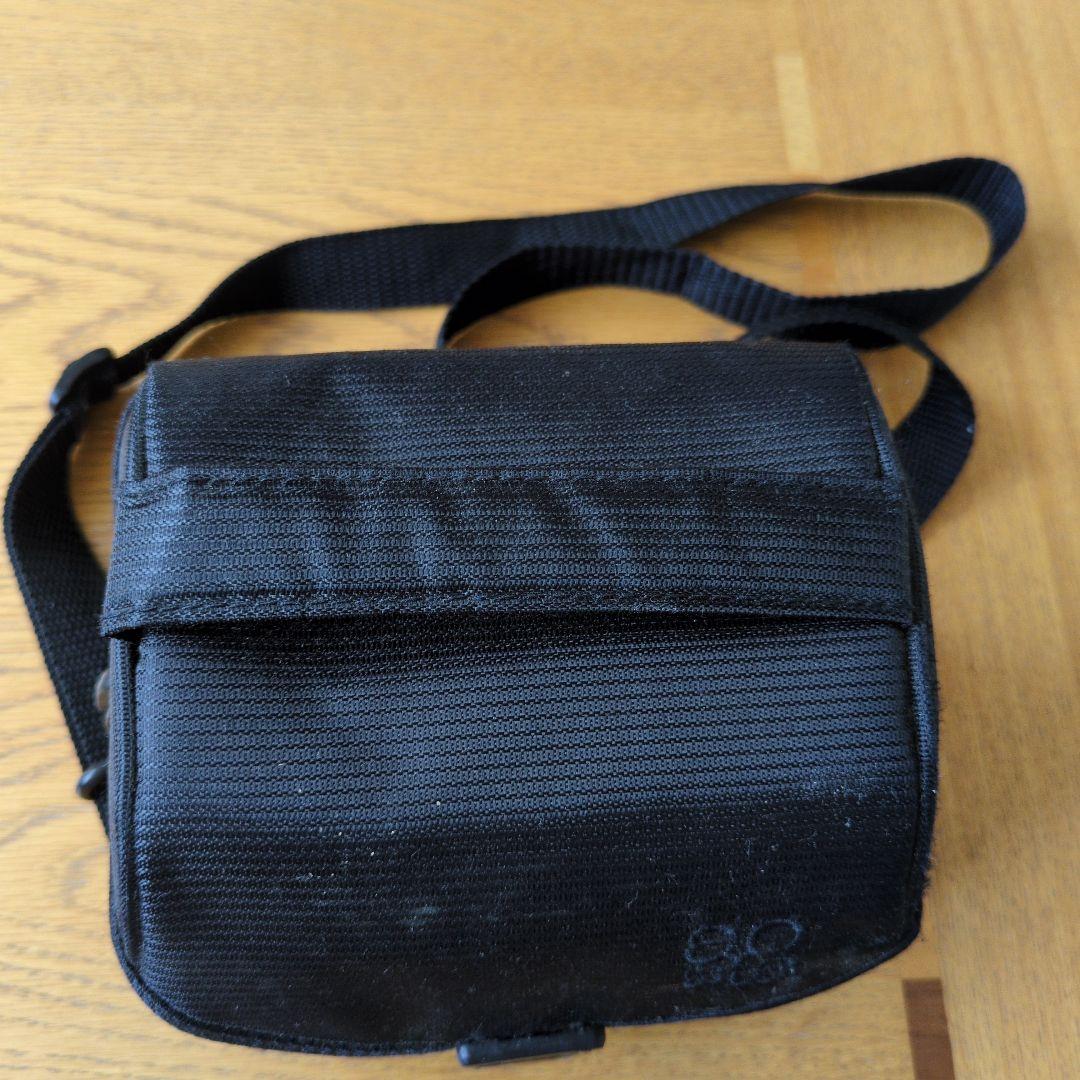 不動品FUJIFILM FinePix S2500HDデジタルカメラ（ケース付）