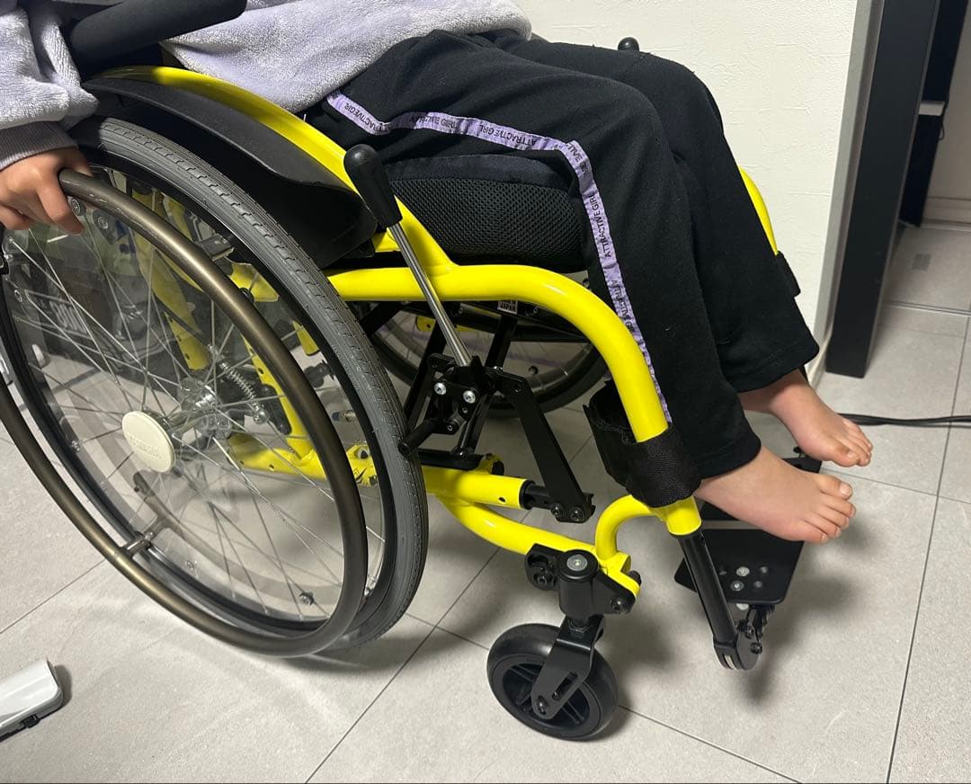 FORCE 車椅子　子供用