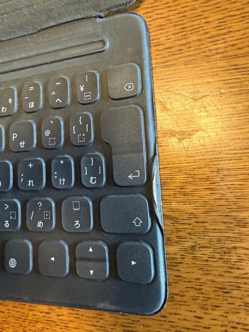 iPad 第9世代、スマートキーボード