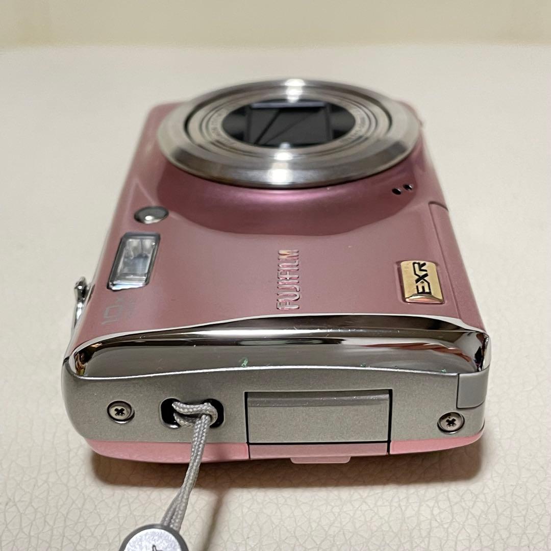 極美品！ 富士フイルム FinePix F70EXR ピンク デジタルカメラ