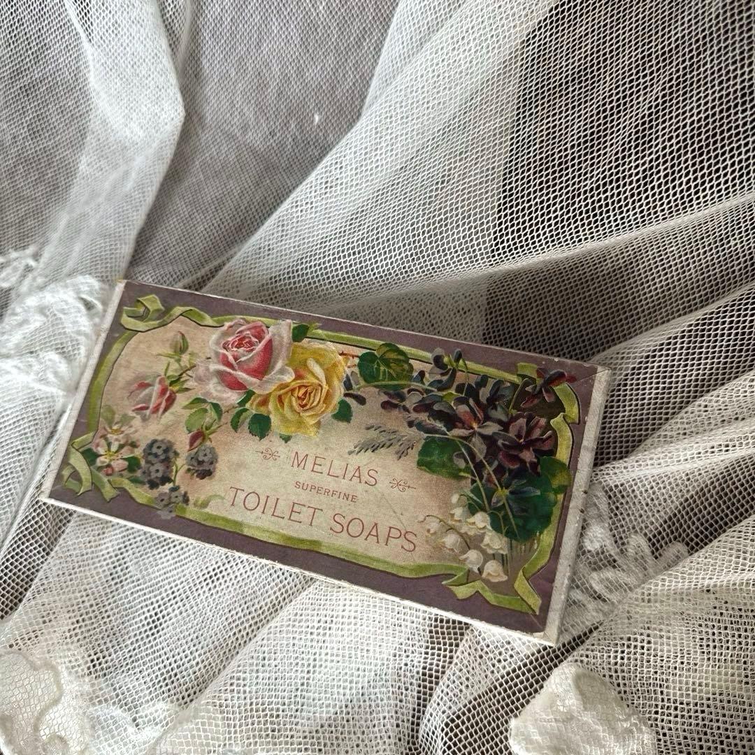 イギリスアンティーク　石鹸の紙箱　ソープボックス　薔薇　スミレ　すずらんの花