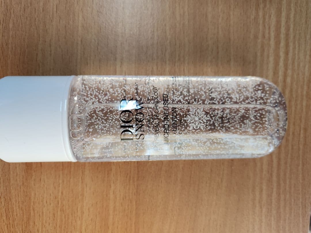 Dior スノーマイクロ インフェーズド ローション