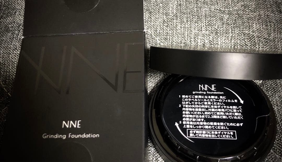 NNE グラインディング ファンデーション ライトベージュ 1回使用(微量)