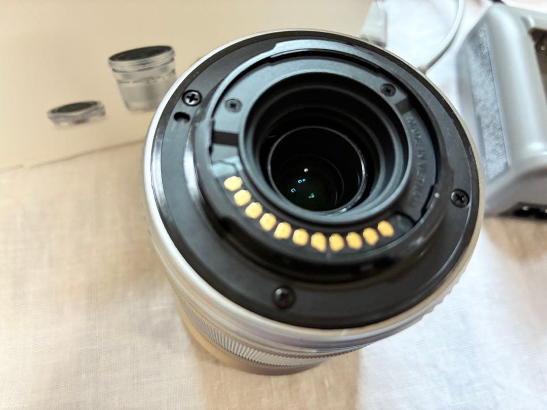 OLYMPUS PEN E-PL10 シルバー
