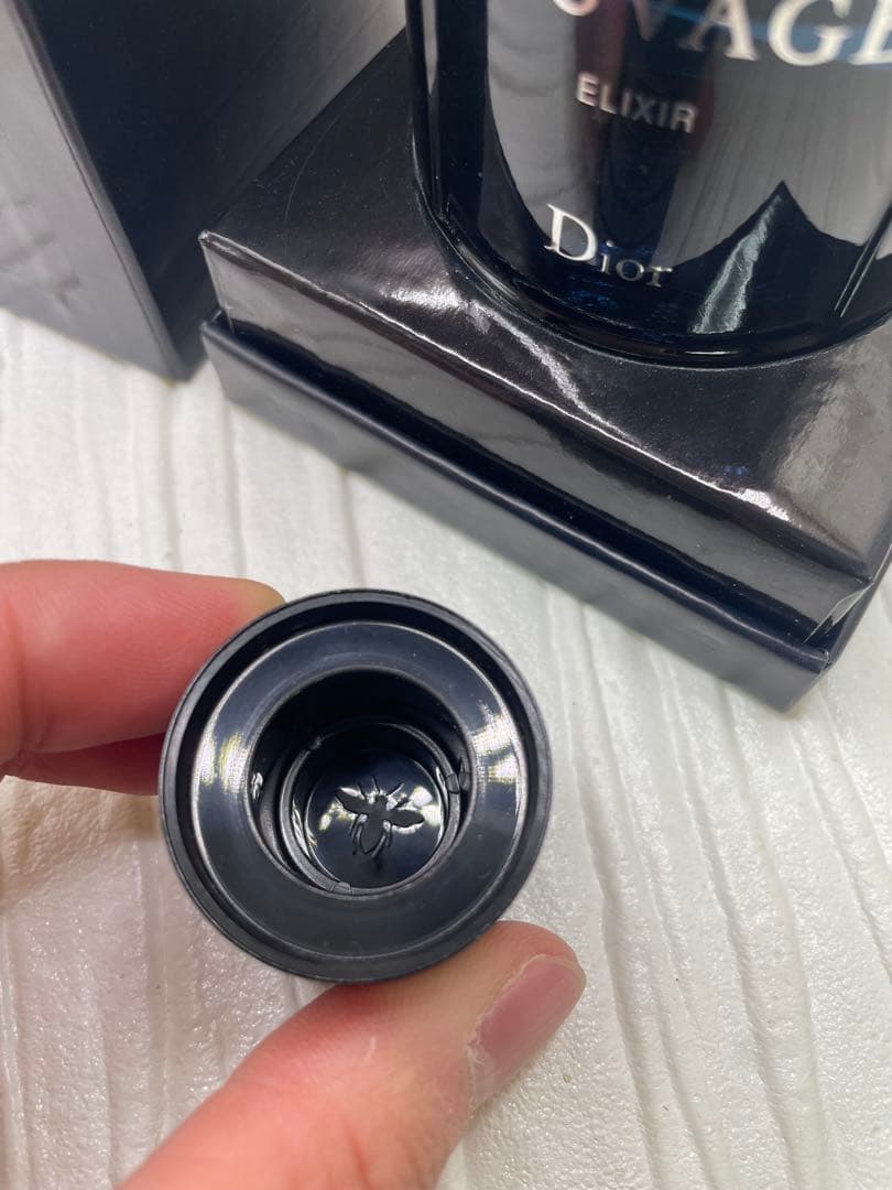 Dior SAUVAGE ELIXIR 香水
