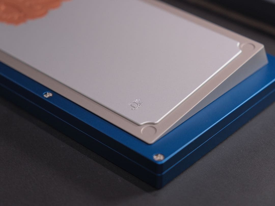 【未使用】TGR Shi VA Blue バッジセット