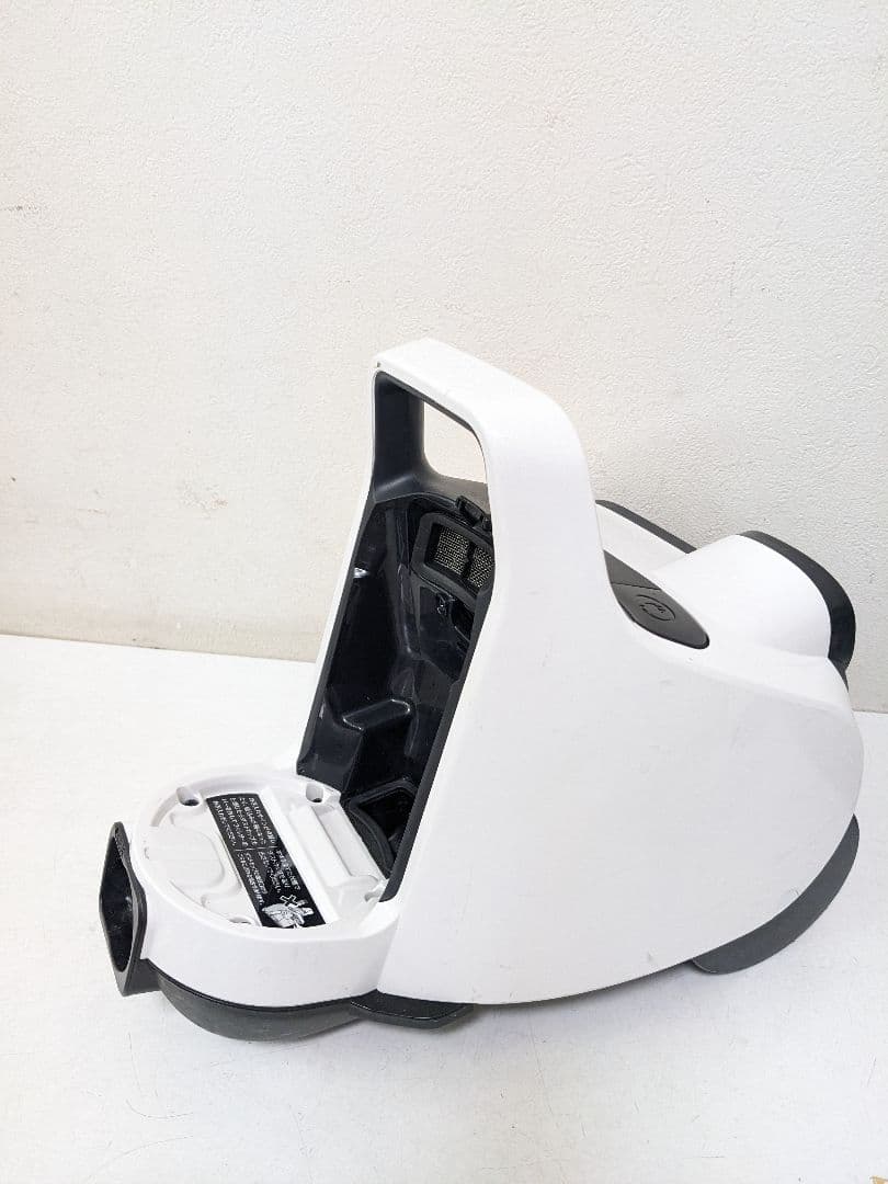 TOSHIBA 東芝 VC-CF20A-W サイクロン式掃除機 2020年製
