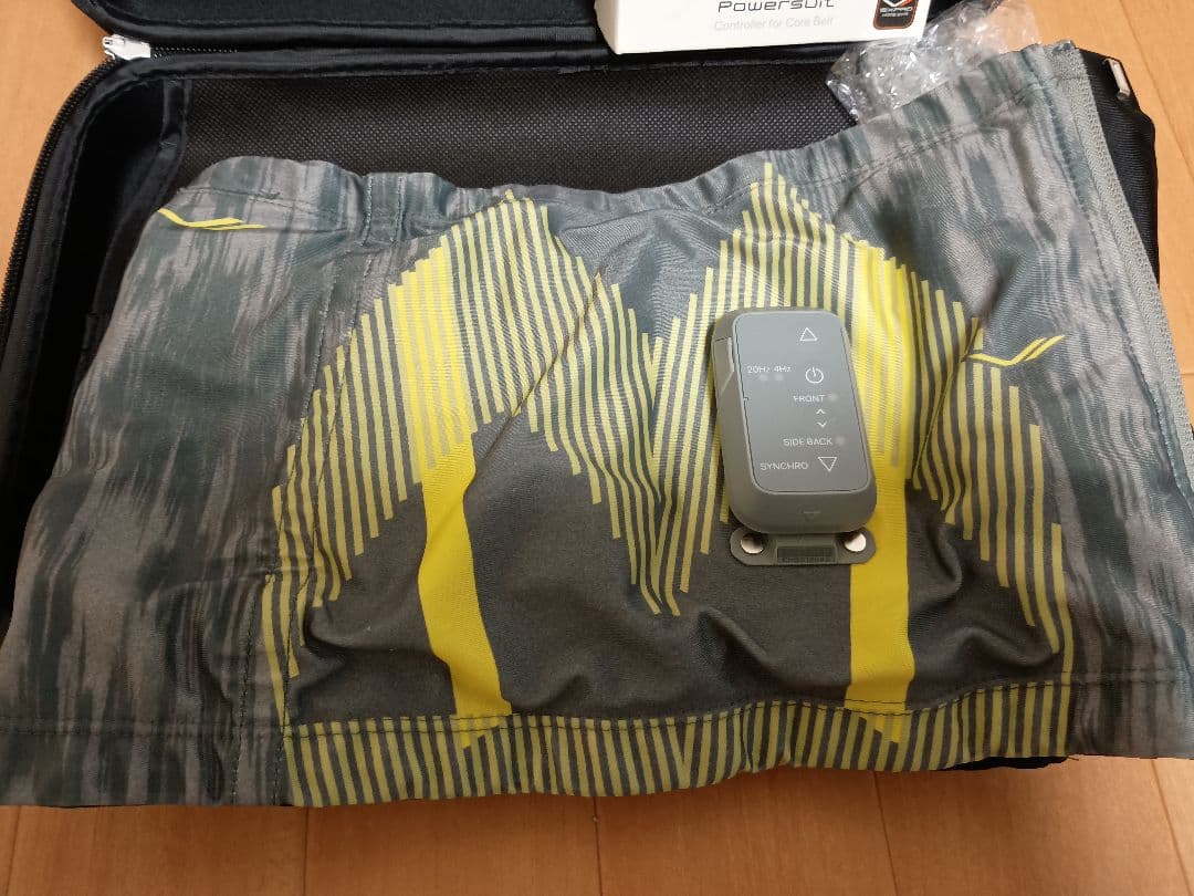 SIXPAD　Powersuit Core Belt Sサイズ　コアベルト