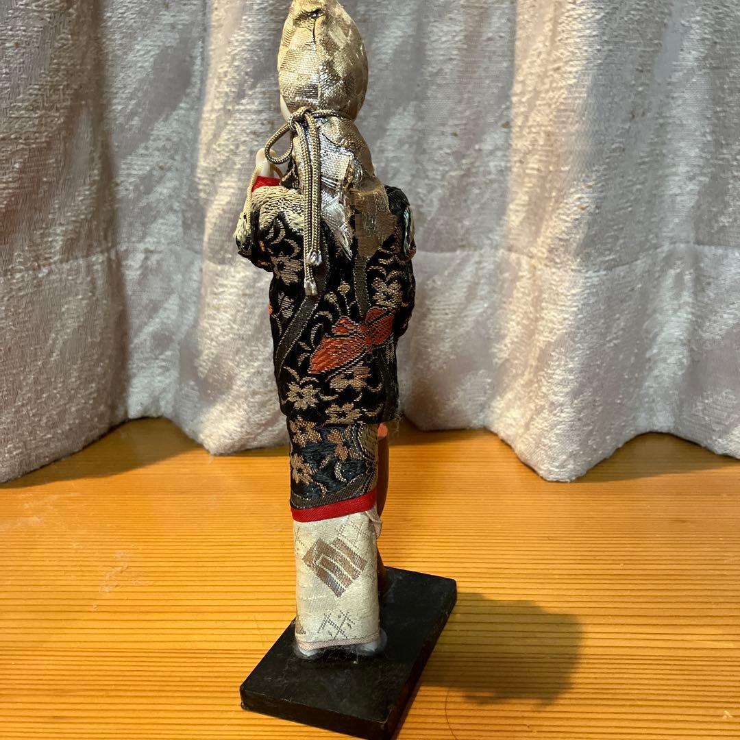 日本人形 伝統的衣装 約23cm