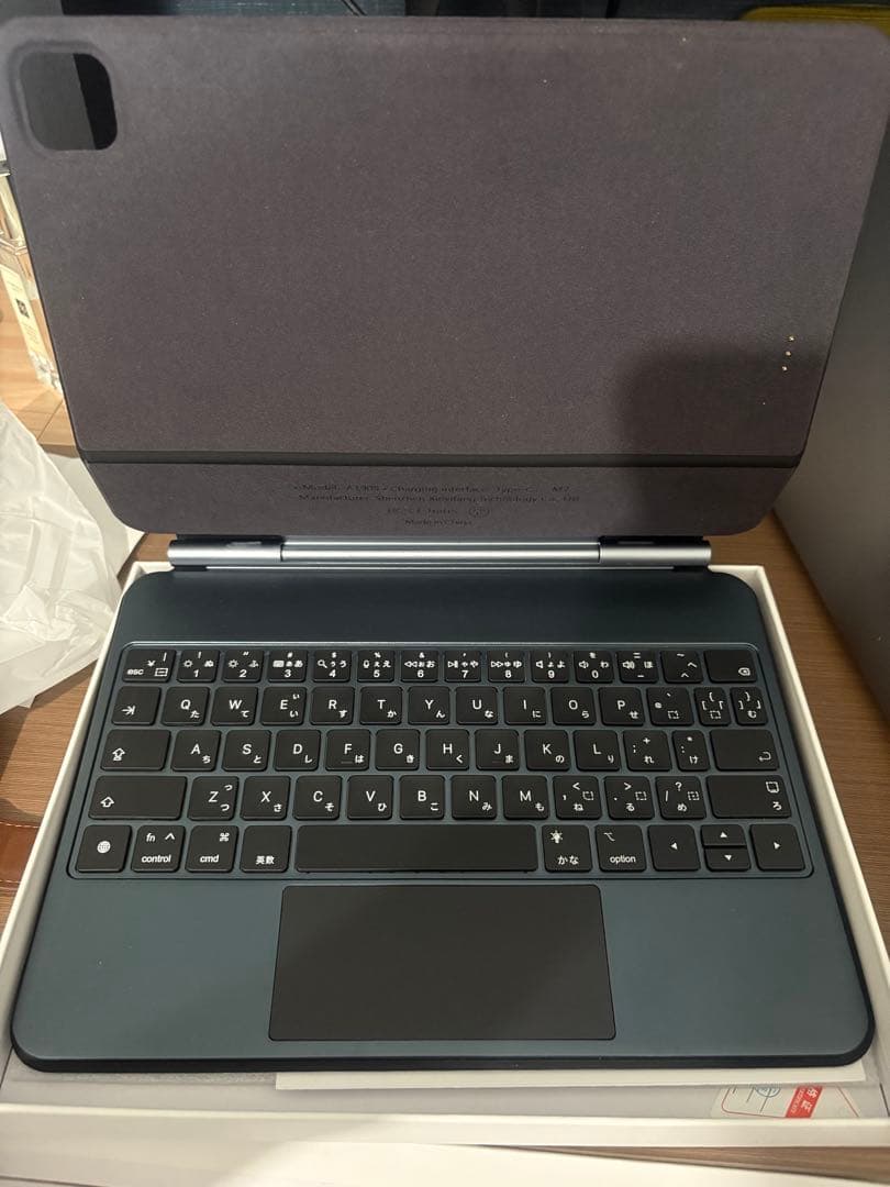 iPad用　BETTDOW マジックキーボード　KEYBOARD A1905