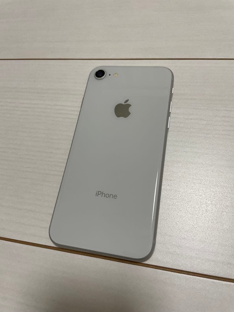 Apple iPhone 8 ホワイト 64GB 本体のみ