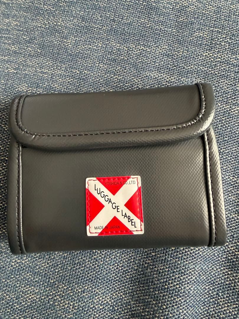 吉田カバン　ポーター　LUGGAGE LABEL」の三つ折り財布
