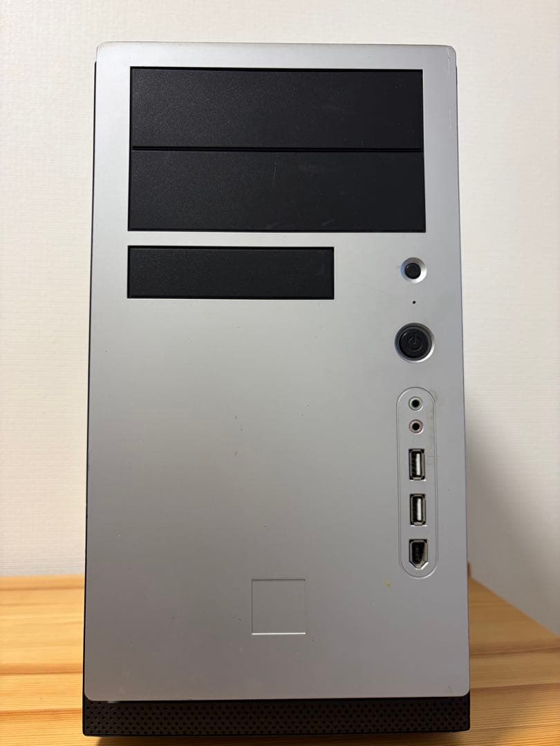 Antec Design PCケース ASRock Z77 Pro4-Mほか付属