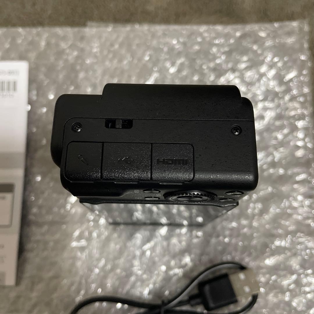 SONY VLOGCAM ZV-1M2 デジタルカメラ　本体水没品　ジャンク