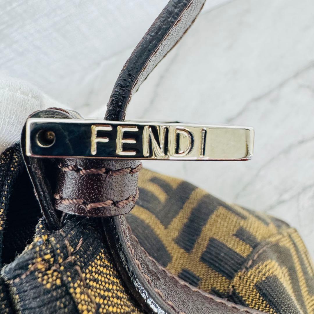 ✨FENDI✨フェンディ✨ズッカ柄✨ブラウン✨ハンドバッグ✨袋付き✨