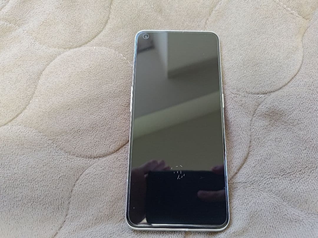 極美品 realme GT 2 Pro ホワイト