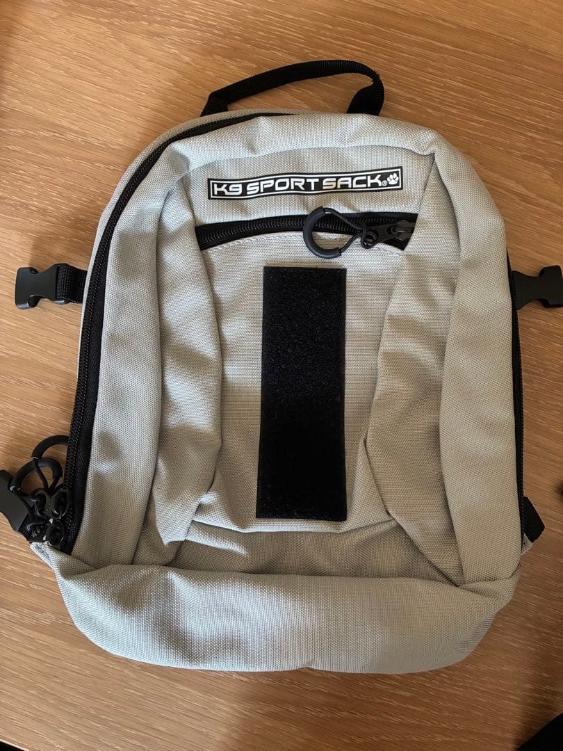 週末値下げ　K9 SPORT SACK 小型犬用キャリーバッグ グレー