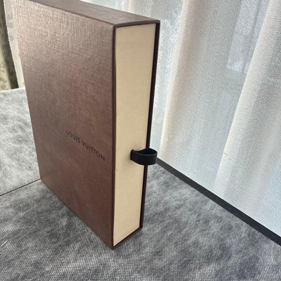 LOUIS VUITTON ギフト箱付きメモ帳 A5サイズ