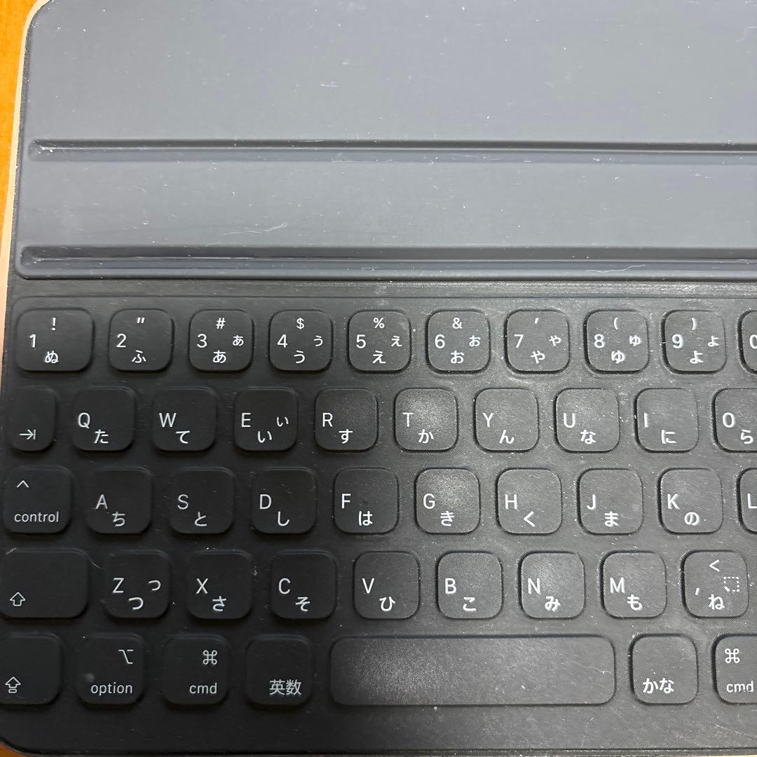 中古美品iPad Air(第5世代)256GBWi-Fi ブルー専用キーボード付