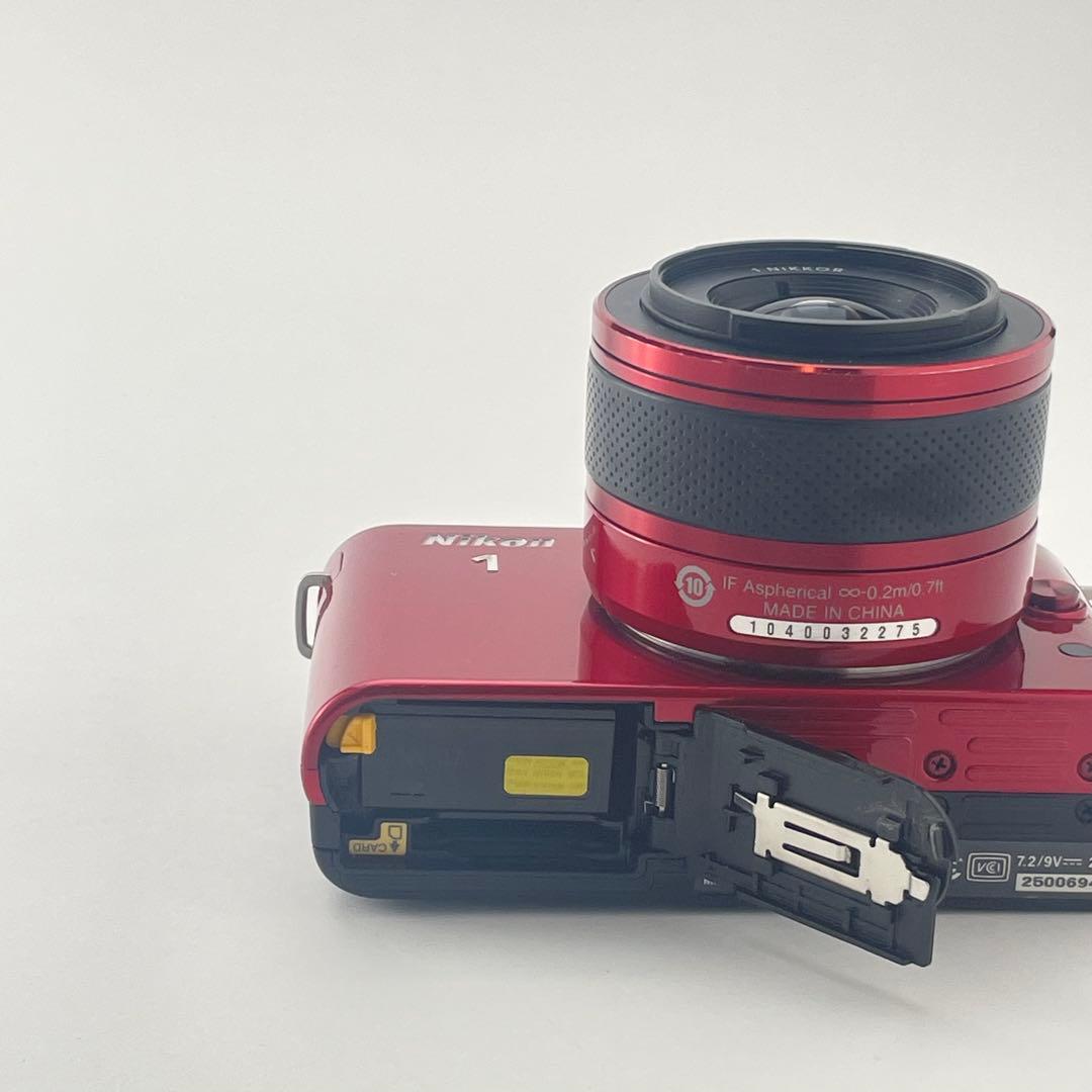 【ショット数2000・返品保証】Nikon1 J1 レッド レンズキット