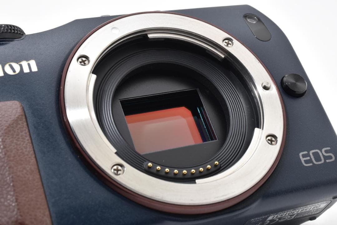 ★極上品★キヤノン EOS M ベイブルー 元箱付き #1507